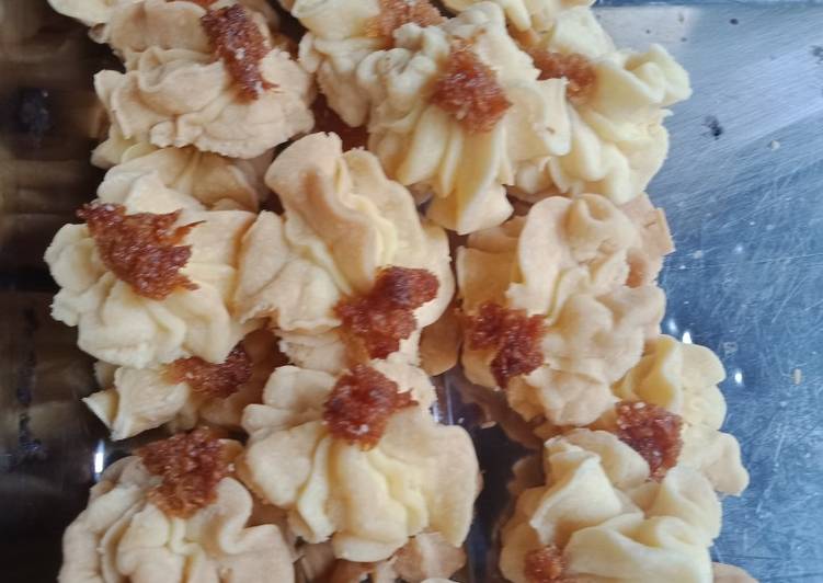 Resep Semprit Susu Tiga Bahan, Bikin Ngiler