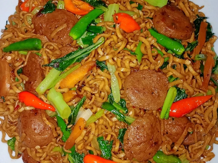 Cara Gampang Menyiapkan Resep Mie Tek-Tek Goreng yang Sempurna Anti Ribet, Sempurna