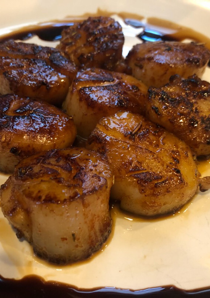 A picture of Raspberry lime scallops.