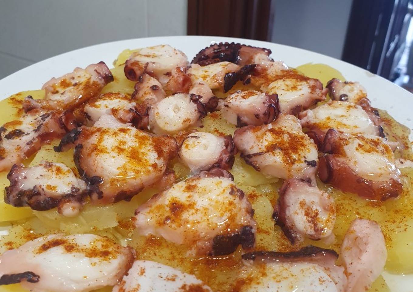 Pulpo a la gallega (con cachelos)