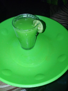 A picture of Mint leaf and cocumber drink.