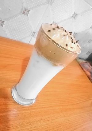 A picture of Dalgona Coffee.