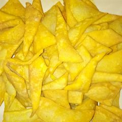 A picture of Crispy cornflour chips.
