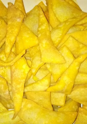A picture of Crispy cornflour chips.