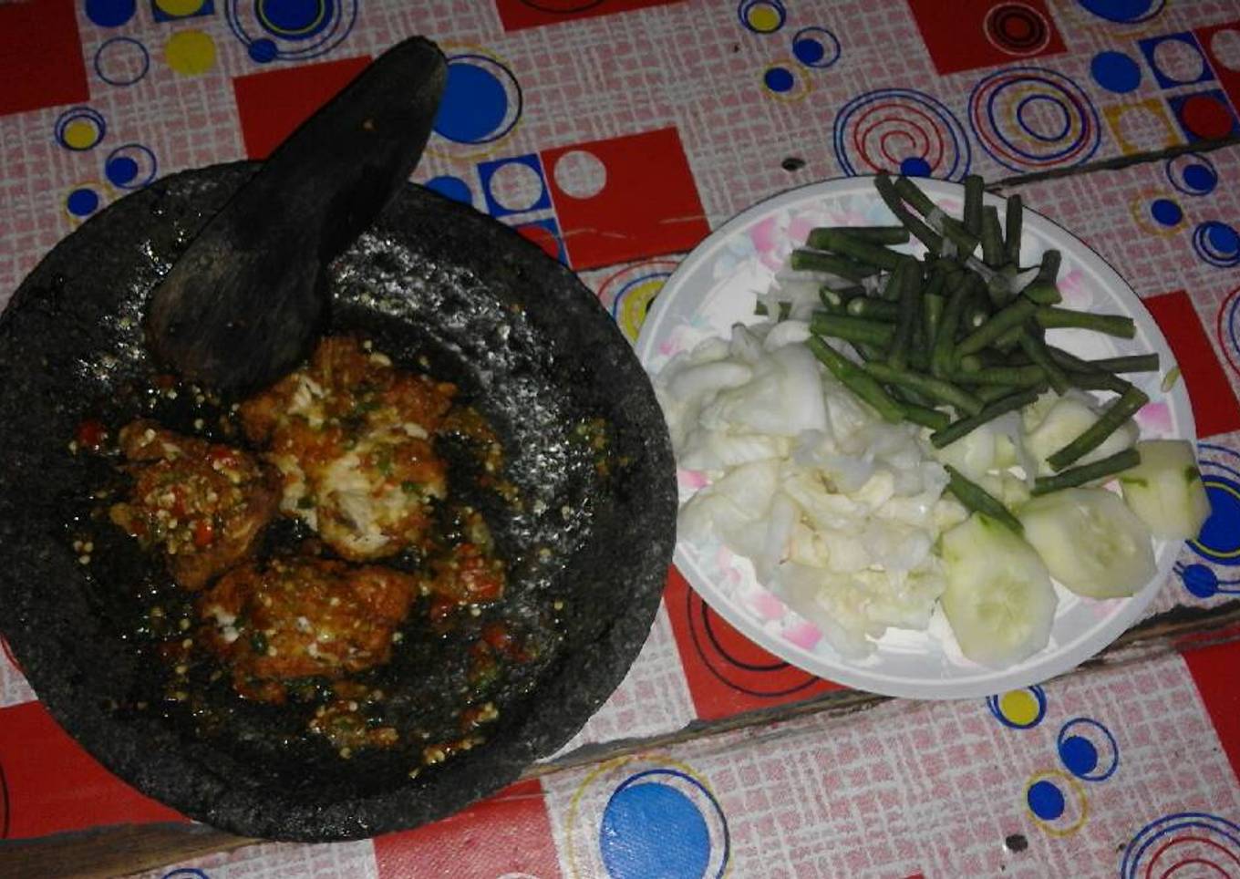 Ayam geprek super hot lalapan