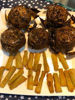 Una foto de Flores de Alcachofas al horno y sus tallos rebozados 🌱vegetaria