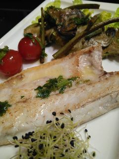 Una foto de Lomo de lubina a la plancha