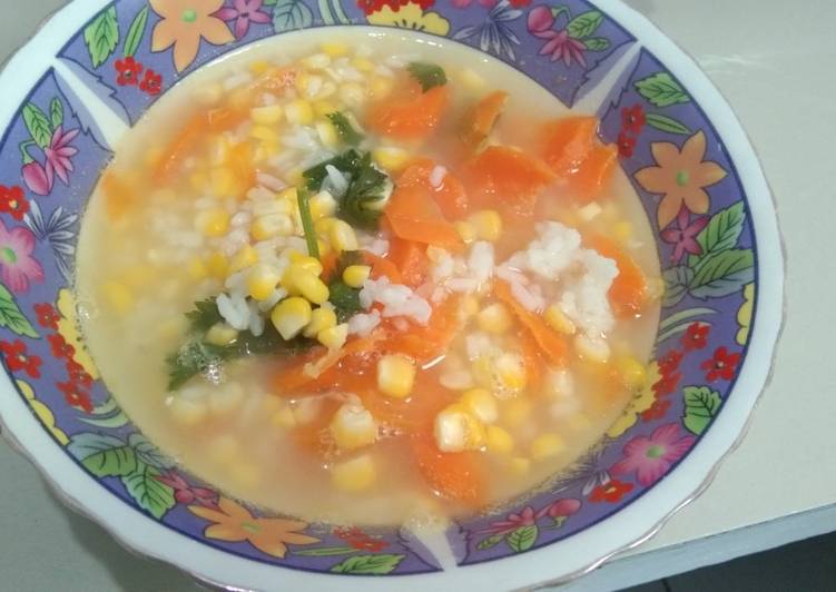 How to Prepare Tasty Mpasi : sup jagung wortel