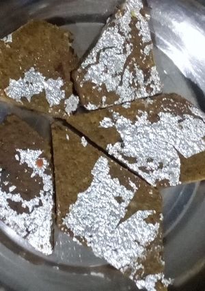ચોકલૅટ સ્વીટ (Chocolate Sweet Recipe in Gujarati) રેસીપી મુખ્ય ફોટો