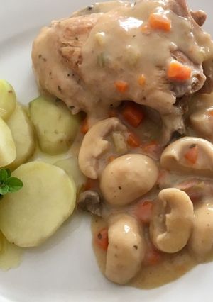 Una foto de Fricasé de pollo