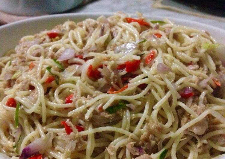 Resep Spaghetti Tuna Sambal Matah yang Bisa Manjain Lidah