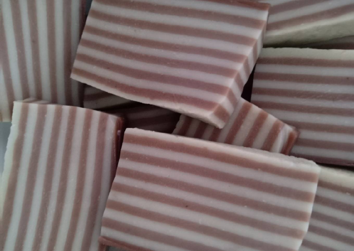 Kue lapis terigu