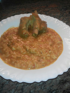 Una foto de Arroz con costillas