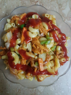 A picture of Chicken macaroni desi style # Eid kay pkwan.