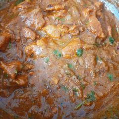 A picture of Chicken Chukka with Special Tomato Masala😋.