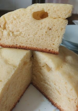Una foto de Bizcocho esponjoso de limón 🍋 en multicooker
