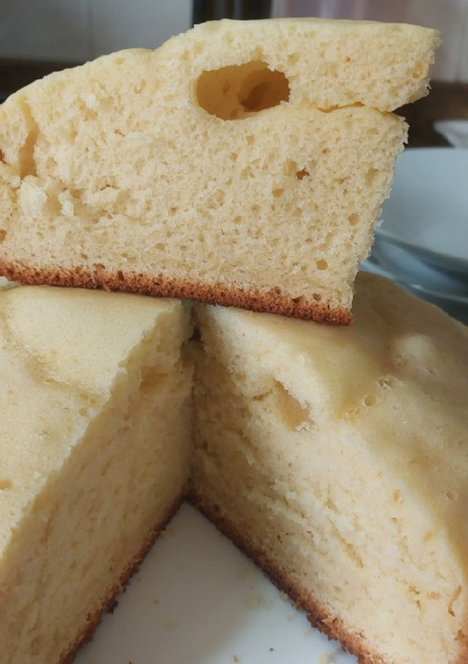 Una foto de Bizcocho esponjoso de limón 🍋 en multicooker