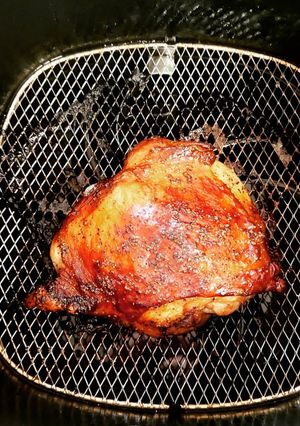 รูปของ เมนู ไก่ทอดพริกไทยดำราดซอสนานาชาติ😋💕#ทำอาหารด้วยหม้อทอดไร้ควัน