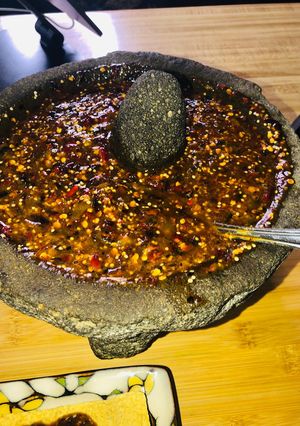 Una foto de CHILE DE MOLCAJETE “Mami Chelo”