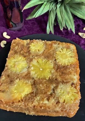 अपसाइड डाउन पाइनएप्पल केक (Upside down pineapple cake recipe in Hindi) रेसिपी मुख्य फोटो