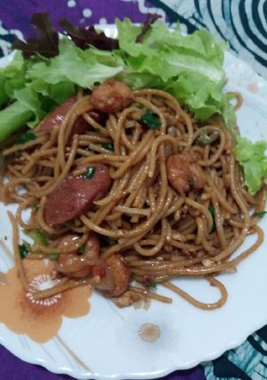 A picture of Mi Goreng - Fried Noodle.