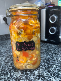 Una foto de 589. Verduras en escabeche (guarnición)