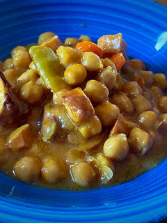 Una foto de Garbanzos con pulpo y habichuelas