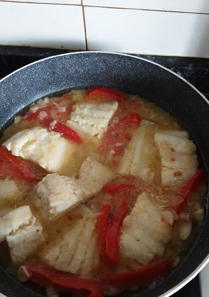 Una foto de Bacalao al ajo arriero (a mi manera)