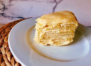 Hình của món Bánh Crepe Sầu Riêng Ngàn Lớp.