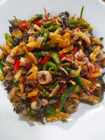 Langkah Gampang Membikin Resep  Oseng Cumi Asin Tempe Jamur yang Menggugah Selera, Lezat Sekali