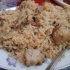 A picture of Chicken Tikka pulao.