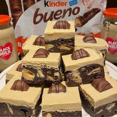 Kinderella brownies A picture of Kinderella brownies.