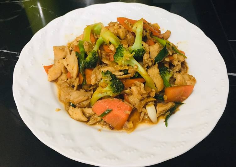 Tumis Ayam Brokoli Wortel