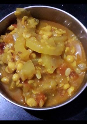 लौकी और चने की दाल(LAUKI AUR CHANE KI DAL RECIPE IN HINDI) रेसिपी मुख्य फोटो