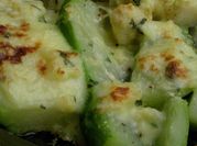 Una foto de gratinado de chayote