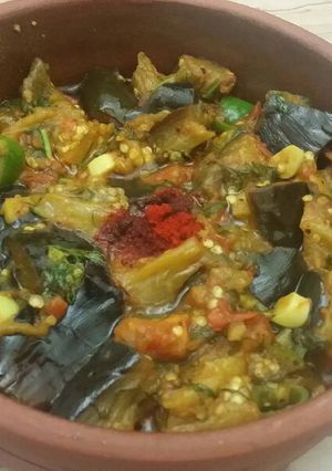 A picture of Zalook salad.