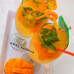 A picture of Mango mojito.