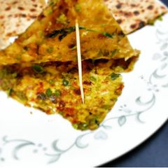 A picture of Methi Matar Parantha/ Peas fenugreek pancake.