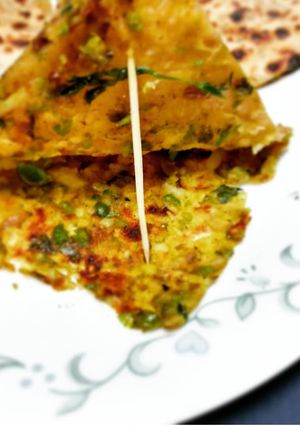 A picture of Methi Matar Parantha/ Peas fenugreek pancake.