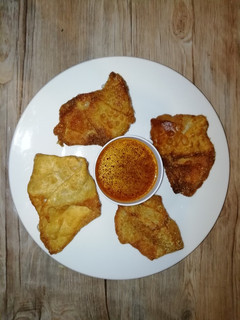 Una foto de Wantán de pollo