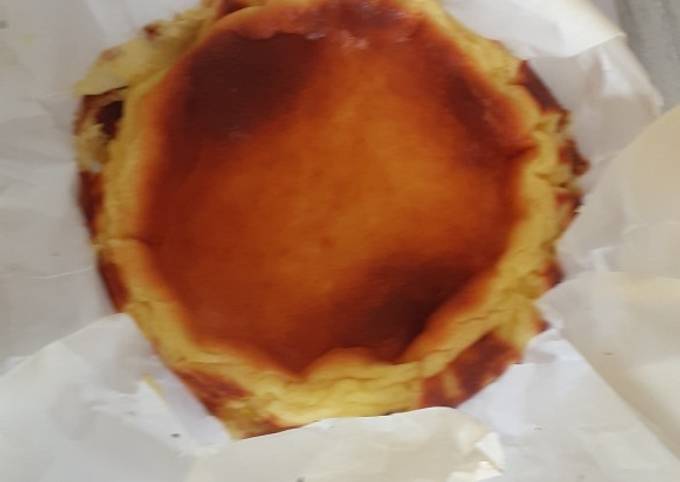 Resep Basque burnt cheesecake (tnpa whipcream) yang Sempurna