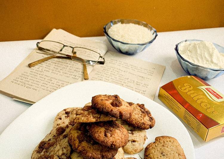 Recipe of Appetizing 4 ingredient Chocookies without microwave | This is Recipe So Perfect You Must Attempt Now !!