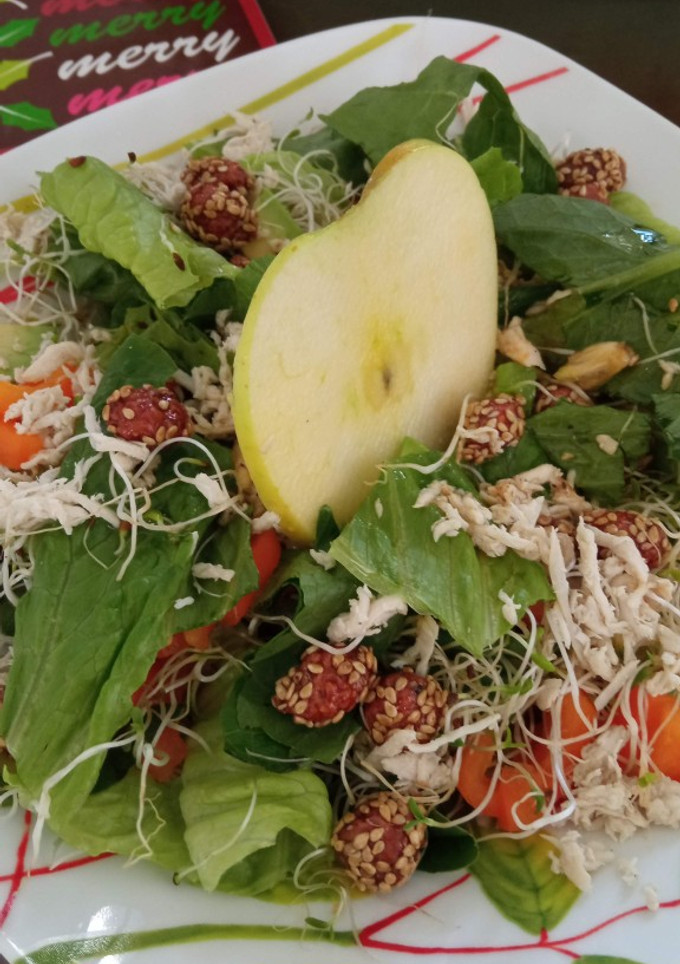 Una foto de Ensalada fresca y agridulce