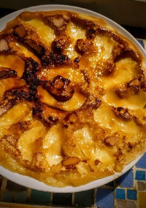Una foto de Tortilla de manzana quemada al ron