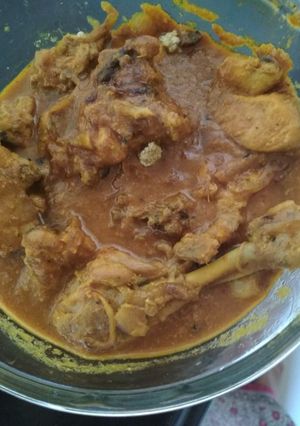 A picture of Chicken curry.