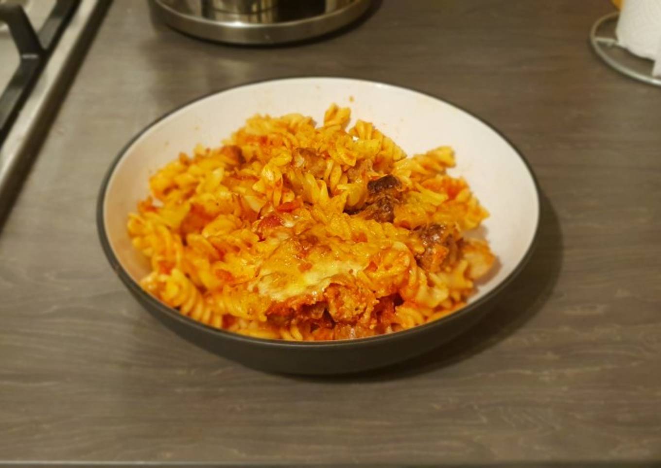 Sausage tomato mozerella bake