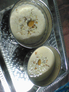 A picture of Rice kheer.