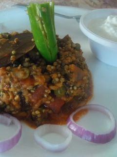 બાજરી ની ખીચડી (Bajri Khichdi Recipe In Gujarati) રેસીપી મુખ્ય ફોટો