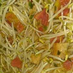 A picture of Tauge Ikan Asin.