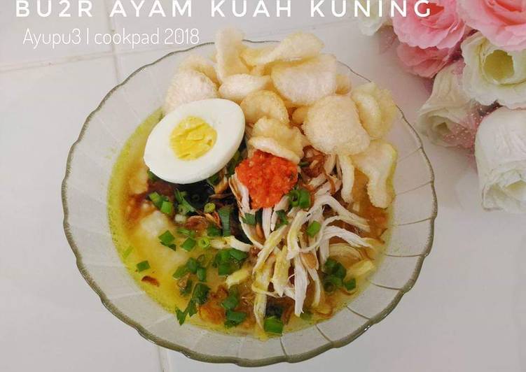 Bubur Ayam Kuah Kuning